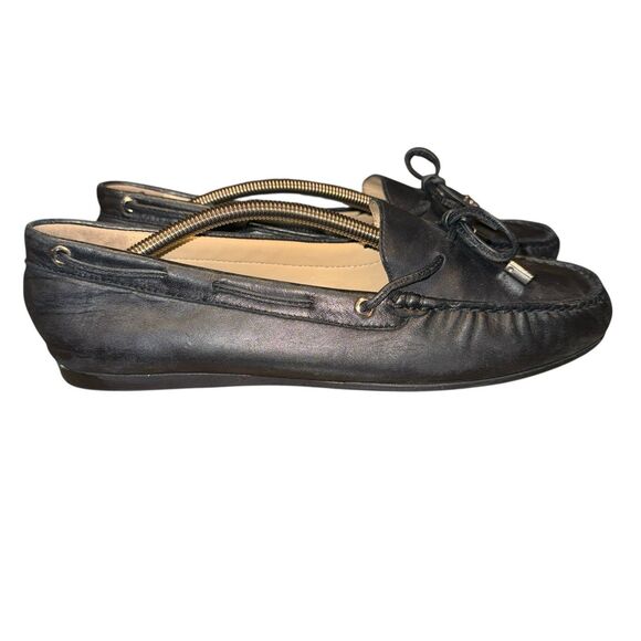 Michael Kors  Women's 9M Sutton Signature Moccasin Flat Loafer Black Leather - Picture 1 of 4